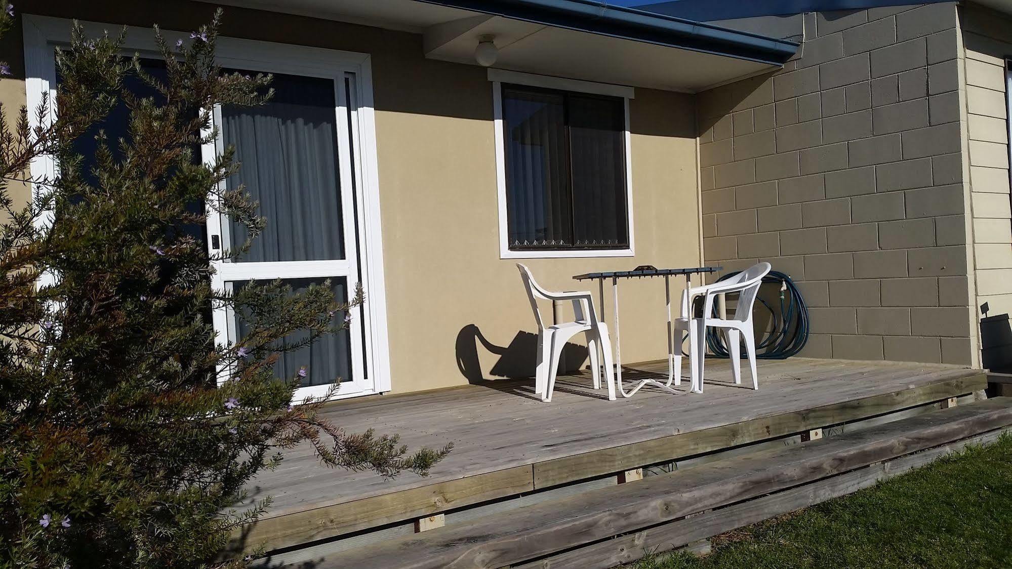 Carmens Inn Scamander Exterior photo